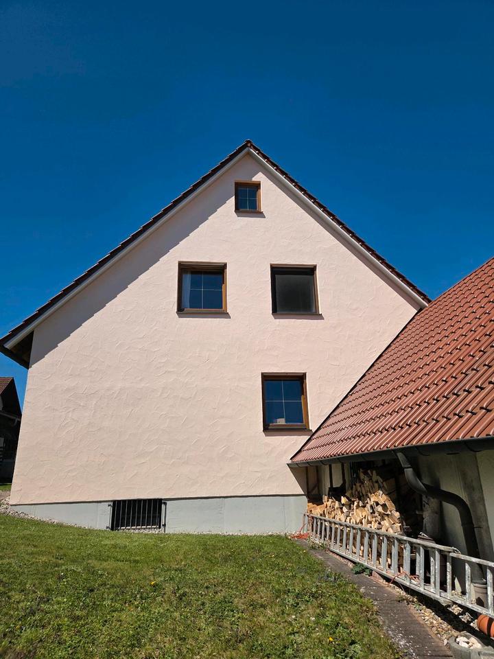 Thumbnail-Gepflegtes Einfamilienhaus mit Fernwärme & 3 Garagen