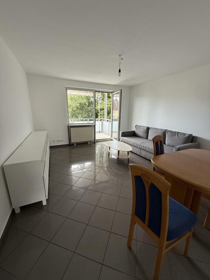 Thumbnail-Helle, renovierte und möblierte 3- Zimmer-Wohnung im Taunus