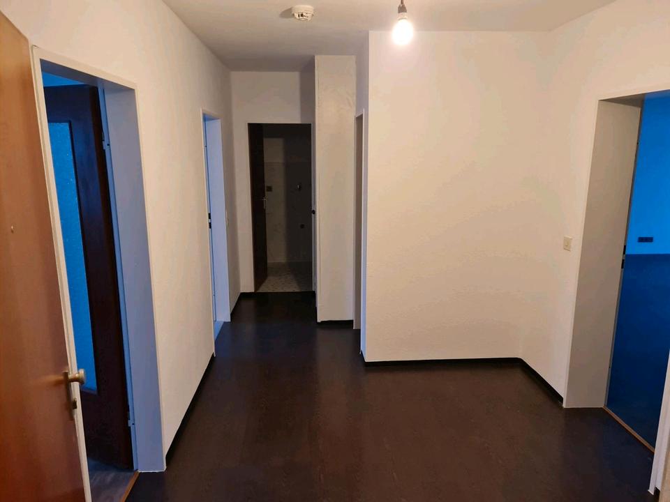 Thumbnail-Zentrum 3Zi. Wohnung mit Doppelgarage und Einbauküche