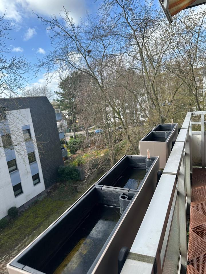 Thumbnail-Frisch renovierte 95 m² Wohnung in Kaarst – 2 Balkone, Garage & Aufzug – ohne Maklerkosten!