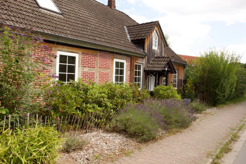 Thumbnail-Einfamilienhaus mit vermieteter Wohnung | Immobilie mit Potenzial