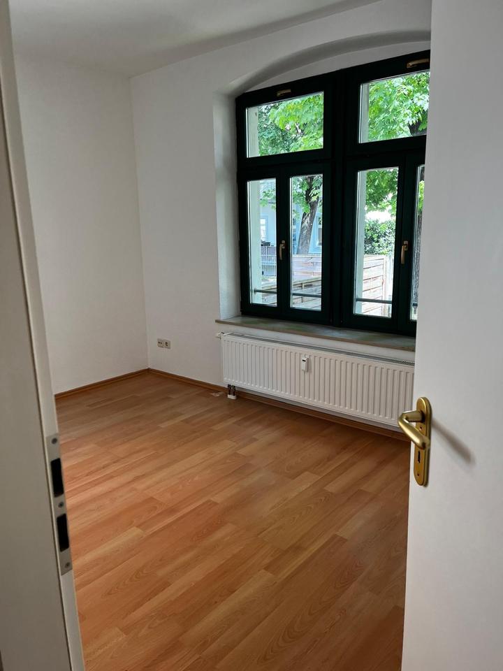 Thumbnail-Geräumige 3 Raumwohnung in Dresden-Cotta