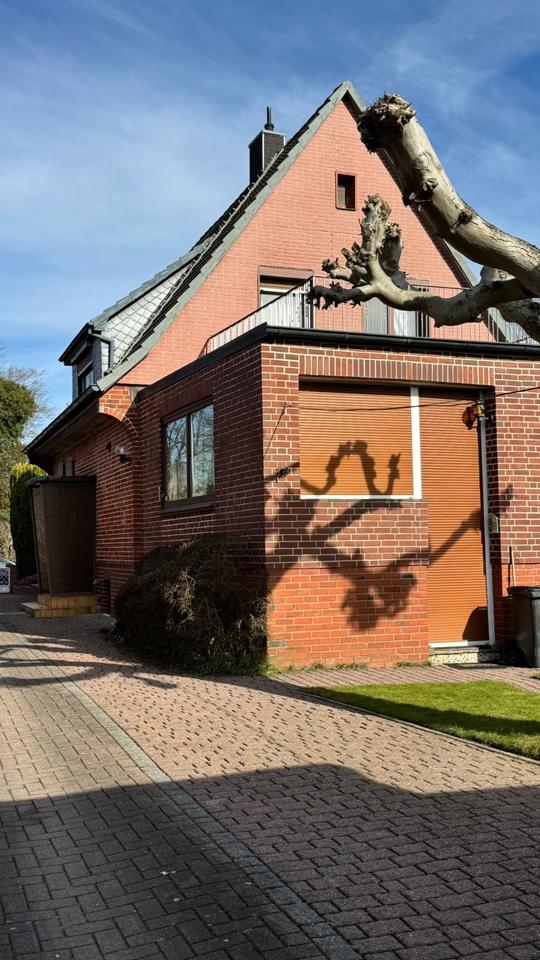 Thumbnail-Einfamilienhaus mit Vollkeller – 4 Zimmer, 2 Bäder – ca. 300 m² G