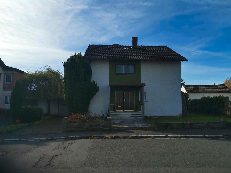 Thumbnail-Einfamilienhaus in Walldürn mit ca. 1200 m² Grundstück.
