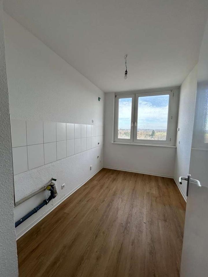 Thumbnail-[VAC-19073] Frisch renovierte 3-Zimmer Wohnung mit Balkon