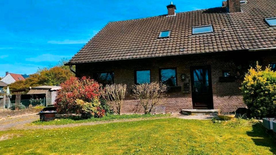 Thumbnail-Einfamilienhaus DHH in ländl ruhiger Lage, Infrastruktur fussl.