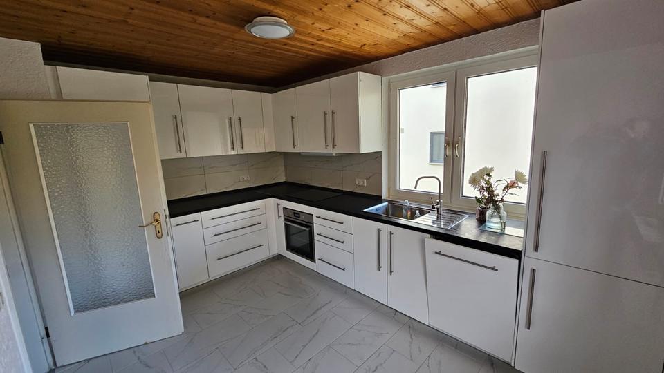 Thumbnail-Wohnung Vermietung in Wiesbaden-Gräselberg(sofort bezugsfrei)