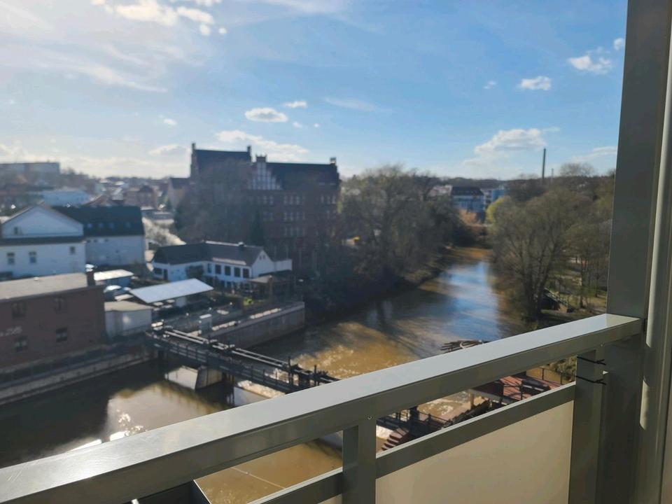 Thumbnail-Helle 2-Zimmer-Wohnung mit Balkon in zentraler Lage