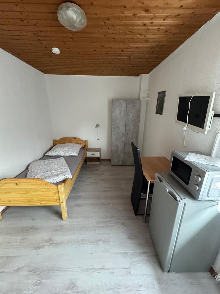 Thumbnail-Möblierte 1-Zimmerwohnung in einem Gästehaus, Warmmiete