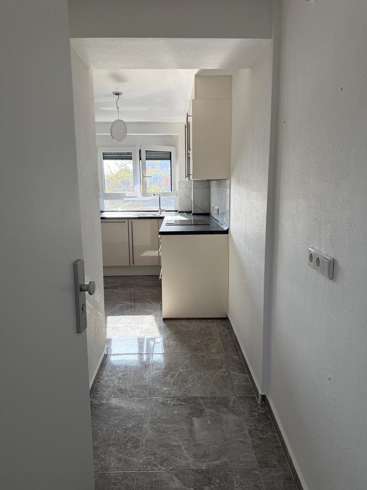 Thumbnail-2 Zimmer Wohnung Karlsruhe Neureut 1080€ Kalt