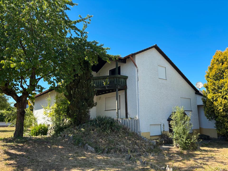 Thumbnail-Haus mit zwei Wohneinheiten in Künzing, provisionsfrei 220 QM