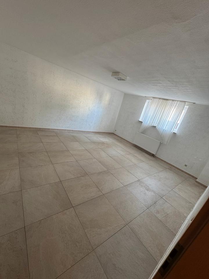 Thumbnail-3 Zimmer Kellerwohnung für Lager oder Gewerbe in Burgdorf