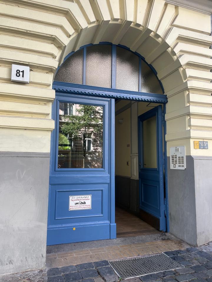 Thumbnail-Wohnung in Berlin Chorinerstr. zum Verkauf von privat
