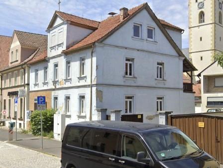 Thumbnail-Mehrfamilienhaus in 97508 Grettstadt 3WE+Gewerbe Sanierungsobjekt