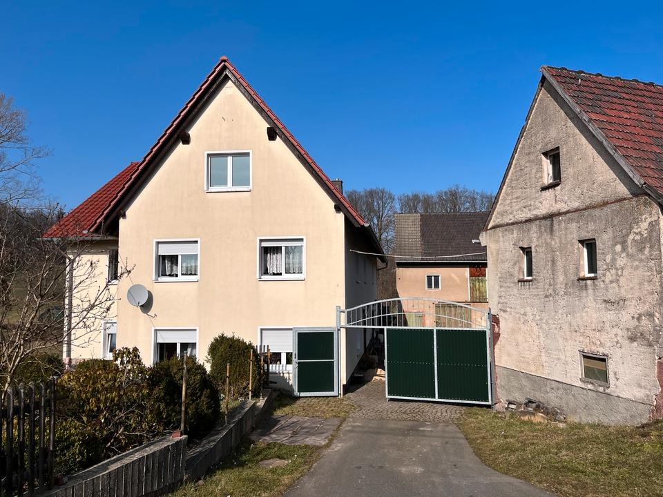 Thumbnail-4-Seiten-Hof mitWald und Wiesen zu verkaufen