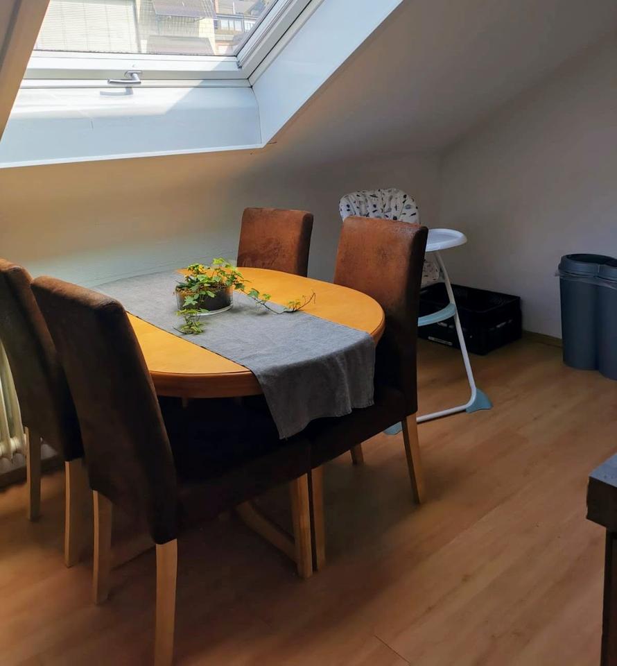 Thumbnail-Helle 3-Zimmer Dachgeschosswohnung mit Balkon in Blumberg