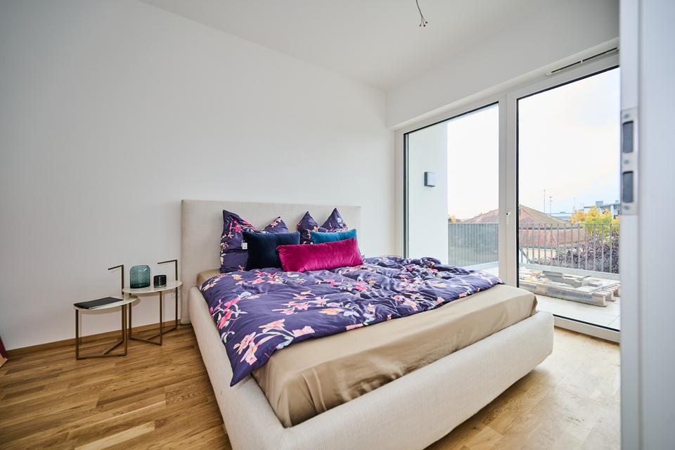 Thumbnail-2-ZI.-WHG. MIT KÜCHE IN PENTHOUSE ETAGE - ERSTBEZUG!