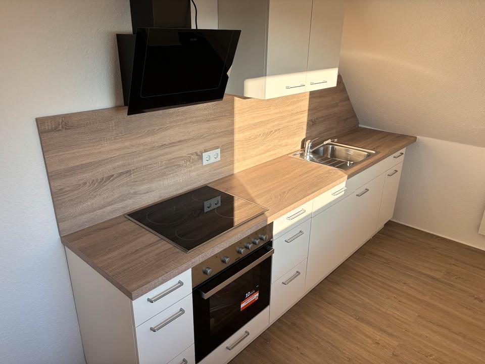 Thumbnail-Moderne 4 Zimmer Wohnung frisch saniert