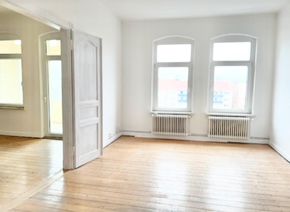 Thumbnail-Wunderschöne 6 Zimmer Altbauwohnung Celler Straße 100
