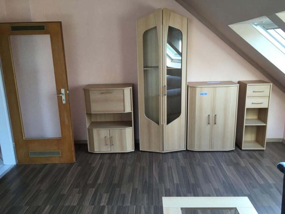 Thumbnail-Helle Dachgeschosswohnung mit Ausblick im 6 Familienhaus