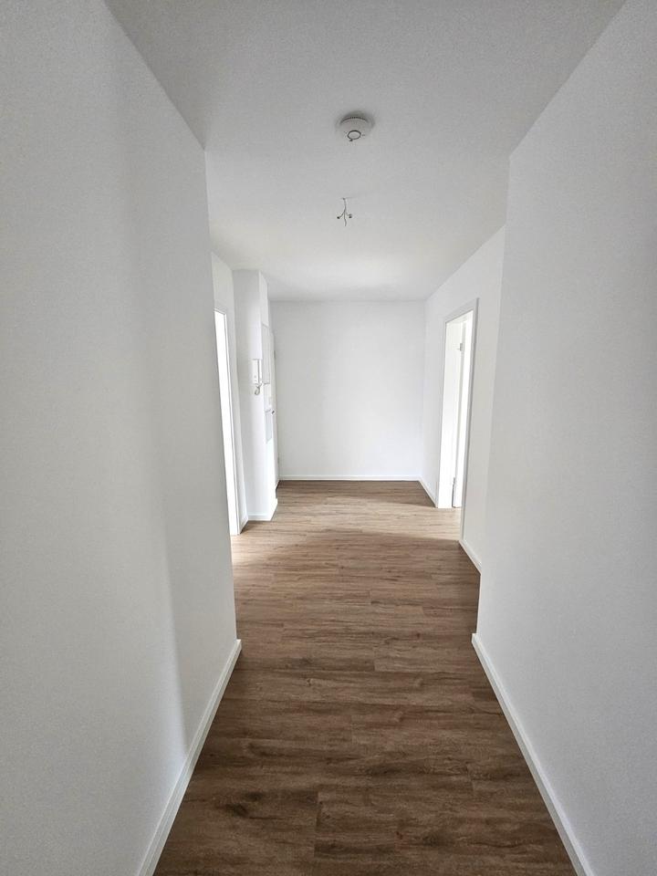 Thumbnail-Erstbezug nach Kernsanierung: 3-Zimmer-Wohnung mit EBK und Balkon