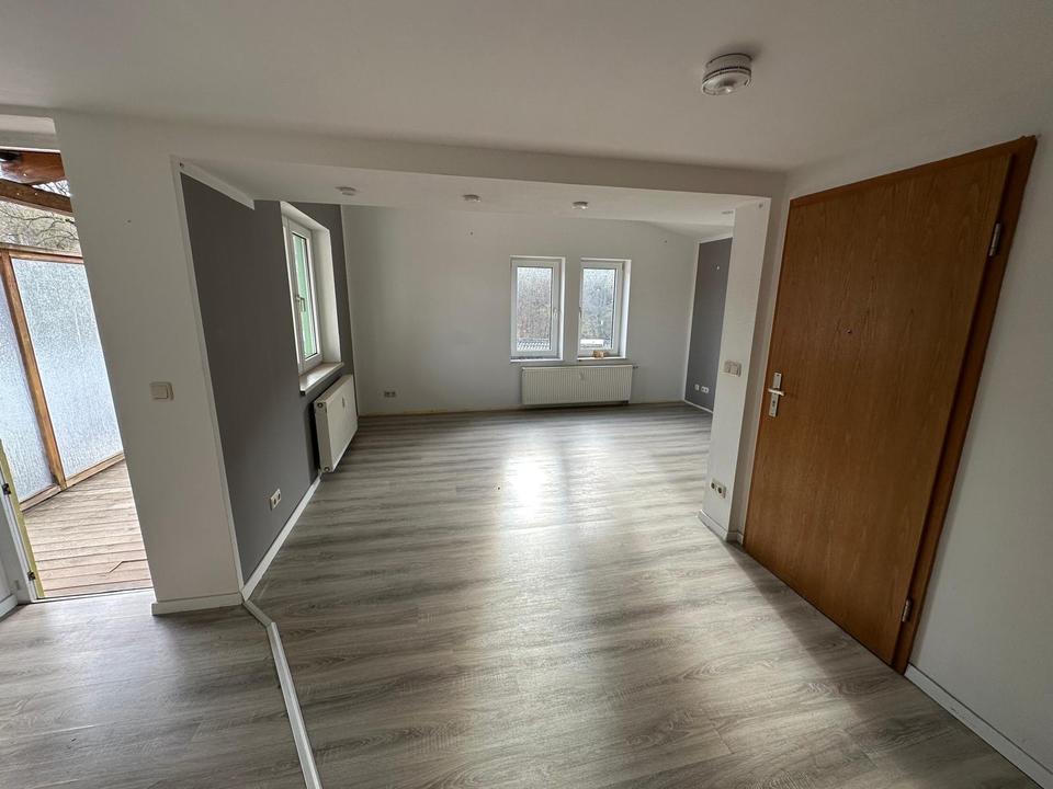 Thumbnail-Helle 3-Raum-Wohnung mit Balkon und Stellplatz in ruhiger Lage von Stadtilm