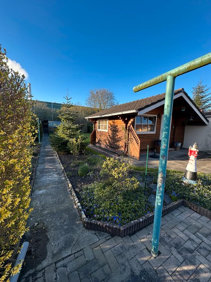 Thumbnail-Doppelhaushälfte mit großen GartenBalkon