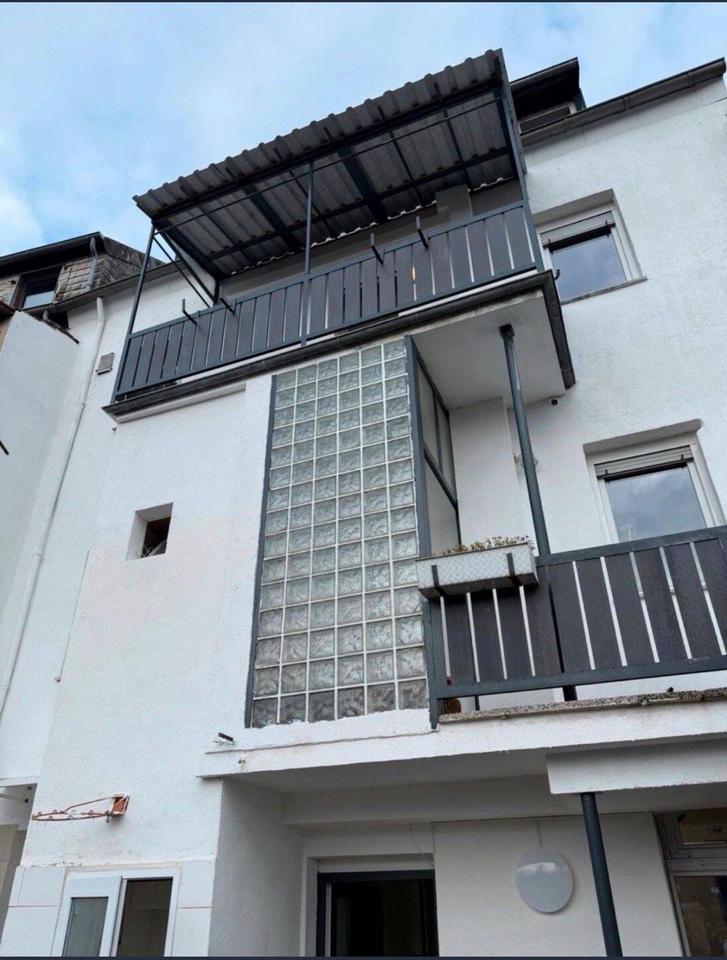 Thumbnail-4-5 vermieteten wohnungen mit solaranlage und neu Dach.