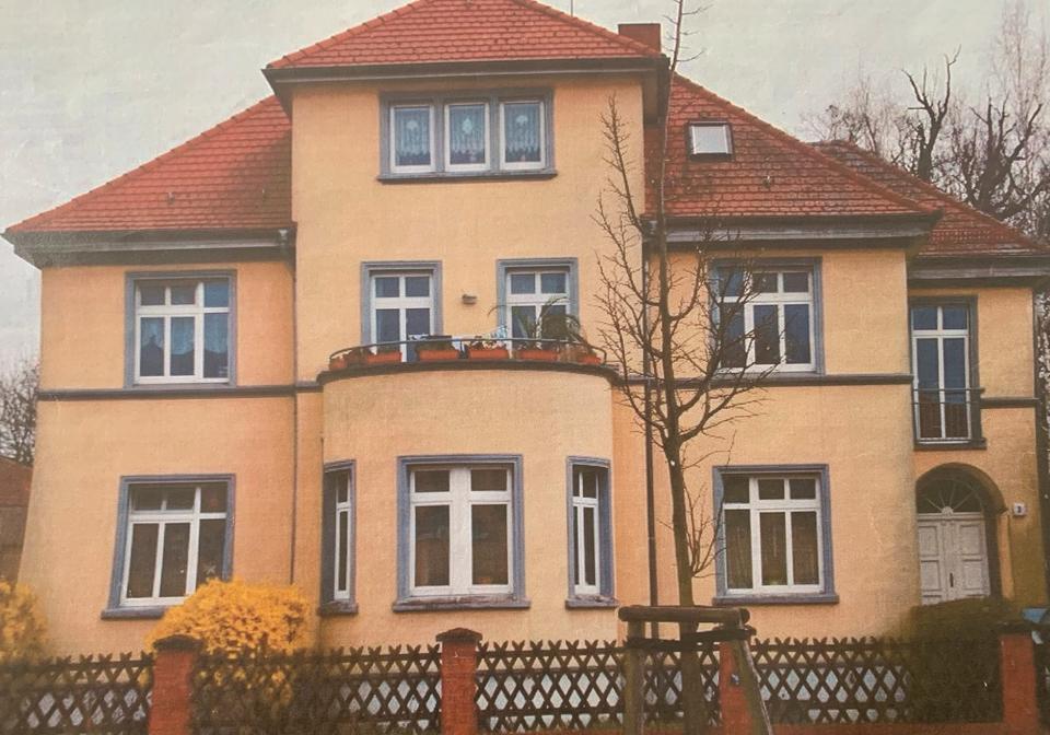 Thumbnail-4-Zimmer-Wohnung mit 132 m² Wohnfläche ab sofort zu vermieten.