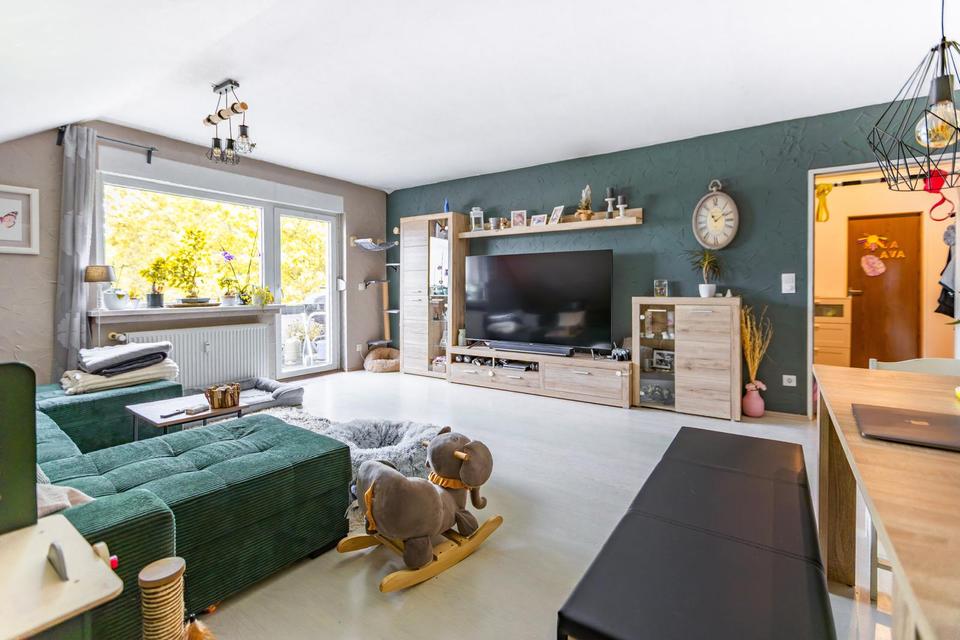 Thumbnail-Helle Eigentumswohnung, 3 Zimmer, Bad, Gäste WC, Garage