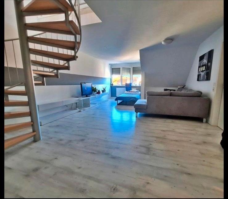 Thumbnail-Möblierte 2-Zimmer Maisonettewohnung im Herzen von Metzingen