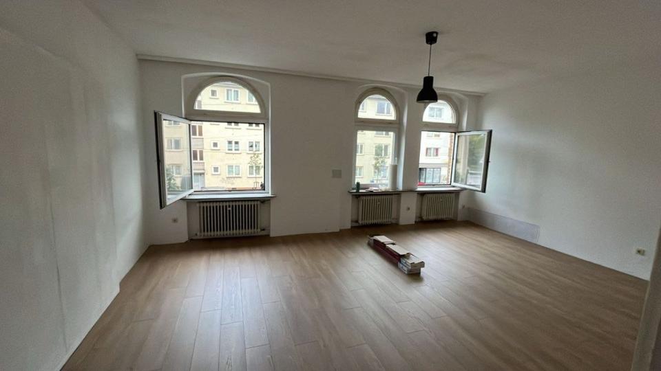 Thumbnail-riesiges WG-Zimmer - Hell, hohe Decken, zentrale Lage, Uni um die