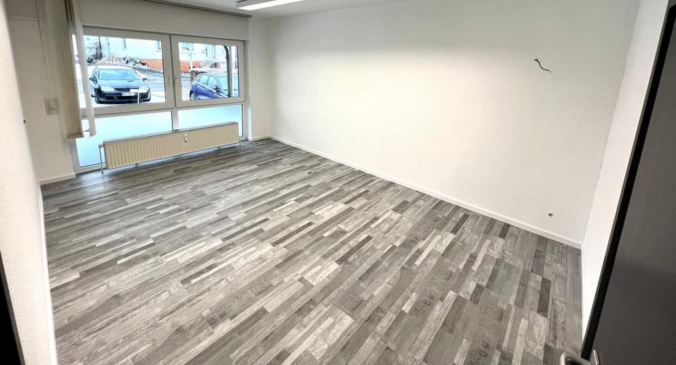 Thumbnail-Helle 6,5 Zimmer Wohnung zu Vermieten