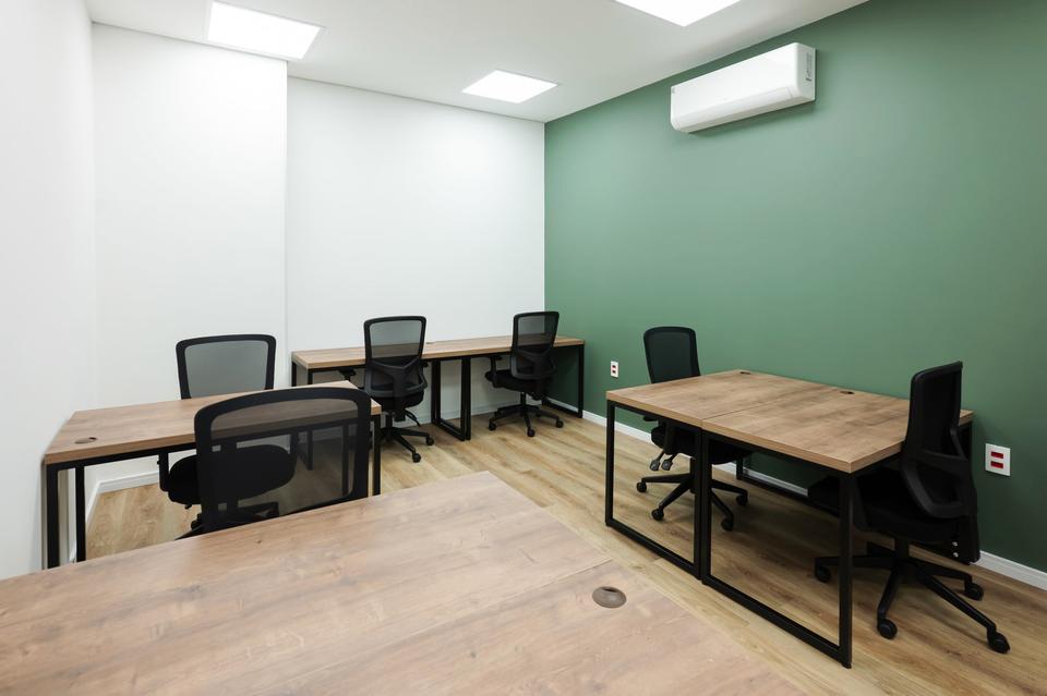 Thumbnail-Service-büros für 15 Personen in Design Offices Unter den Linden