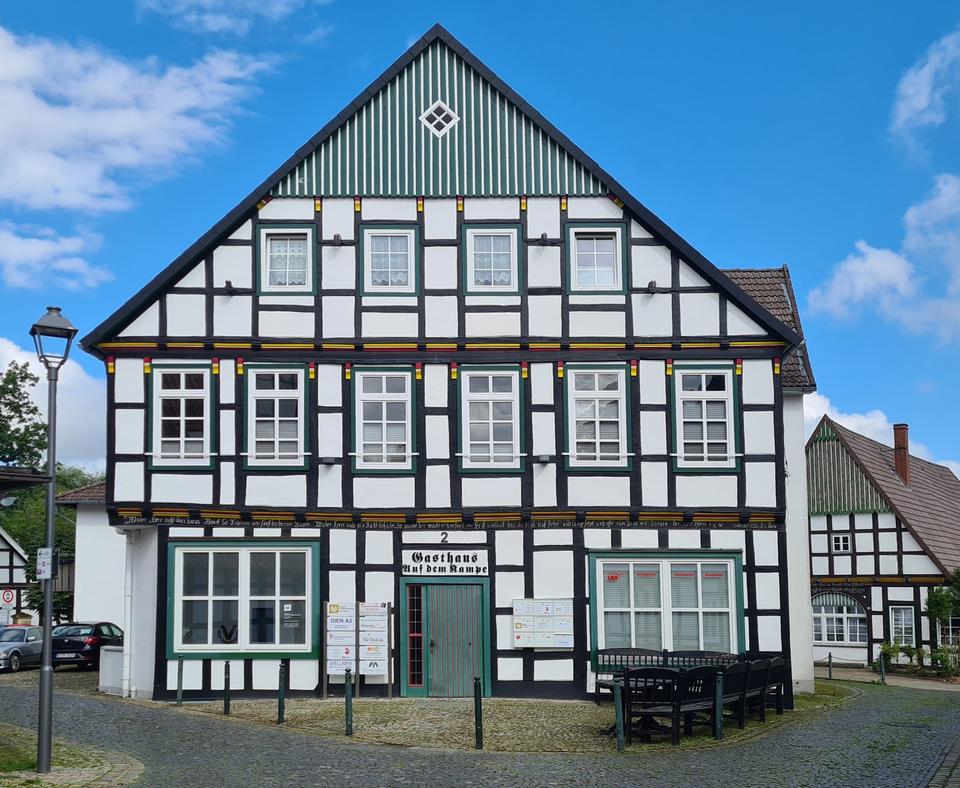 Thumbnail-BAD ESSEN-ZENTRUM! 2-Zimmer-Küche-Bad-Wohnung!