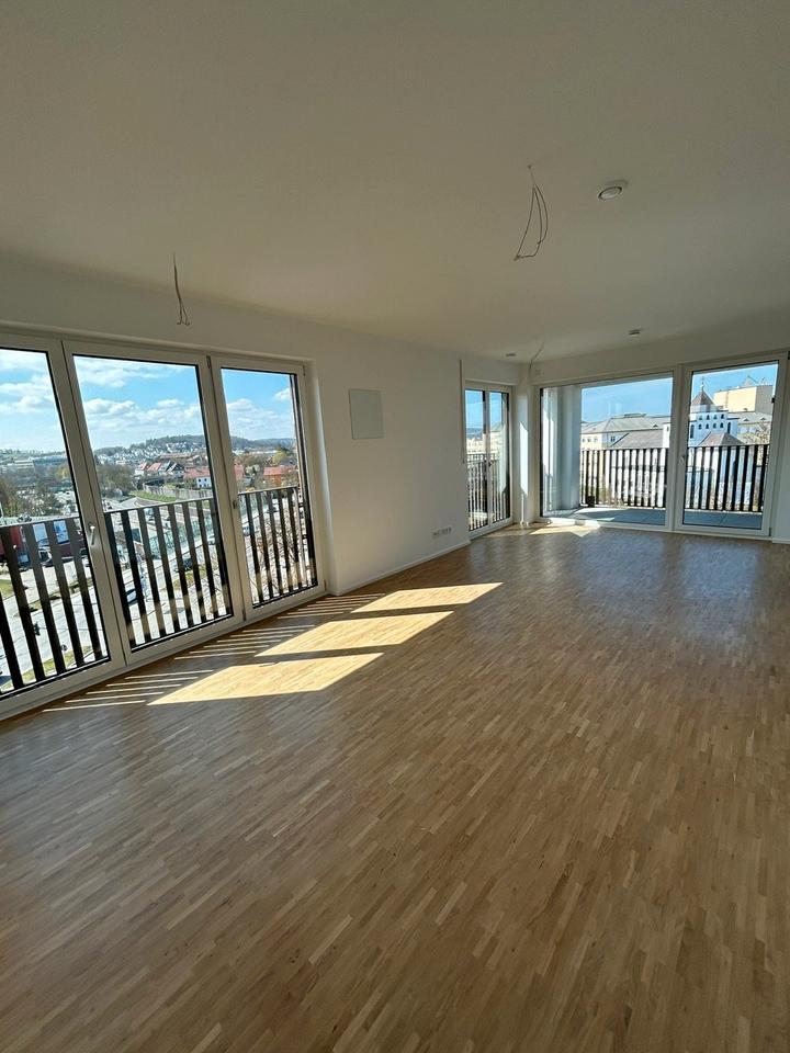 Thumbnail-Erstbezug: Lichtdurchflutete 3-Zimmer-Whg m. herrlichem Weitblick