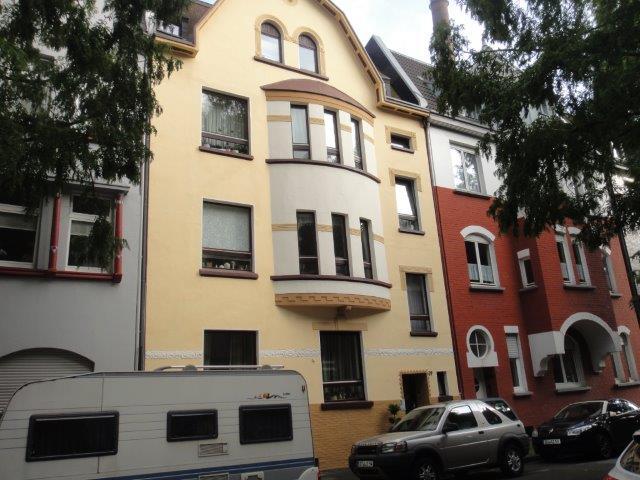 Thumbnail-Charmante, gemütliche 2,5-Zimmer-Altbau-DG-Wohnung in Rheinnähe für junge Leute