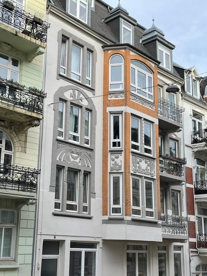 Thumbnail-WG geeignete 5,5-Zimmer-Erdgeschosswohnung im Zentrum