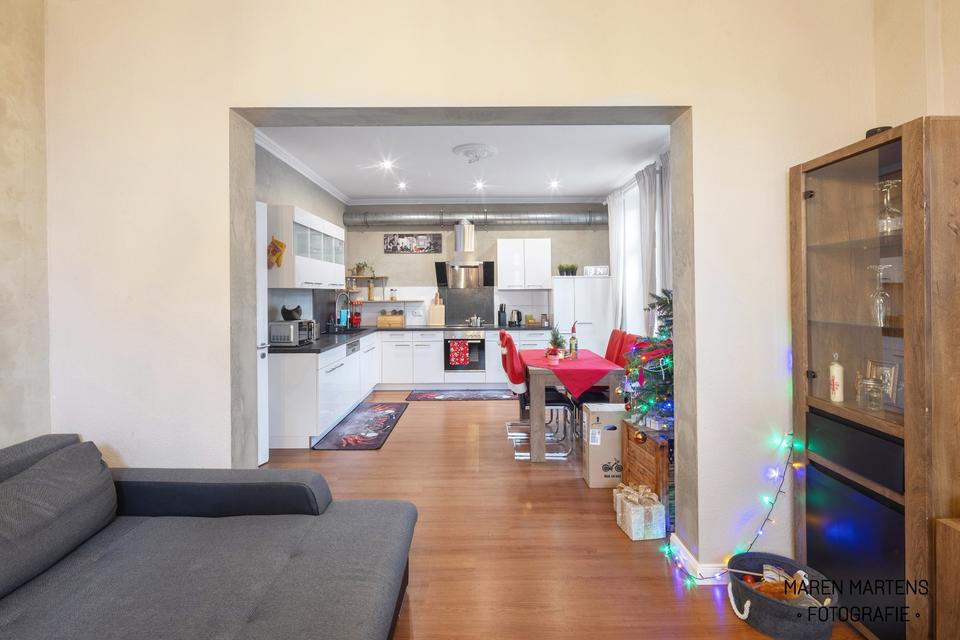 Thumbnail-Großzügige Erdgeschosswohnung in stilvoller Stadtvilla