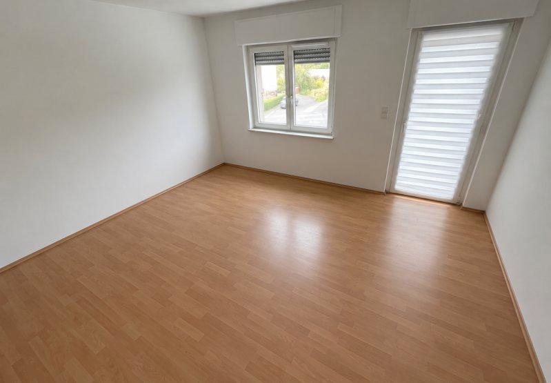 Thumbnail-WG-Zimmer mit Balkon (unmöbliert) an Studenten