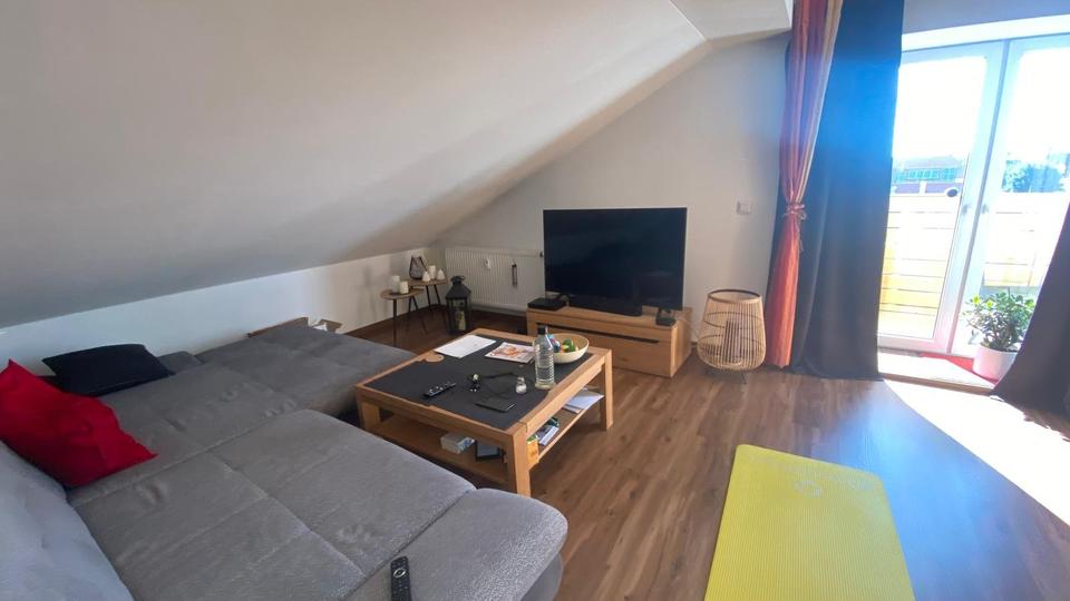 Thumbnail-Helle, familienfreundliche 4-Zimmer-Wohnung mit Garten