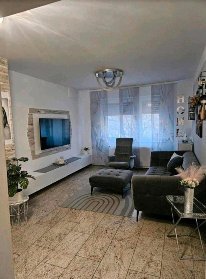 Thumbnail-Traumwohnung mit Granitboden, moderner Küche & 2 Balkone!