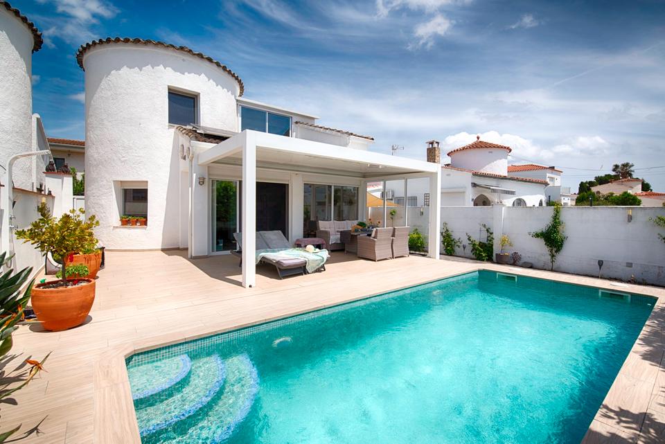 Thumbnail-Ferienhaus Empuriabrava 2-8 Personen Pool Klima
