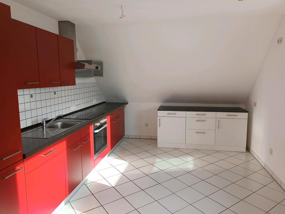 Thumbnail-Helle 2 Zimmer DG-Wohnung in Nabburg zu vermieten.