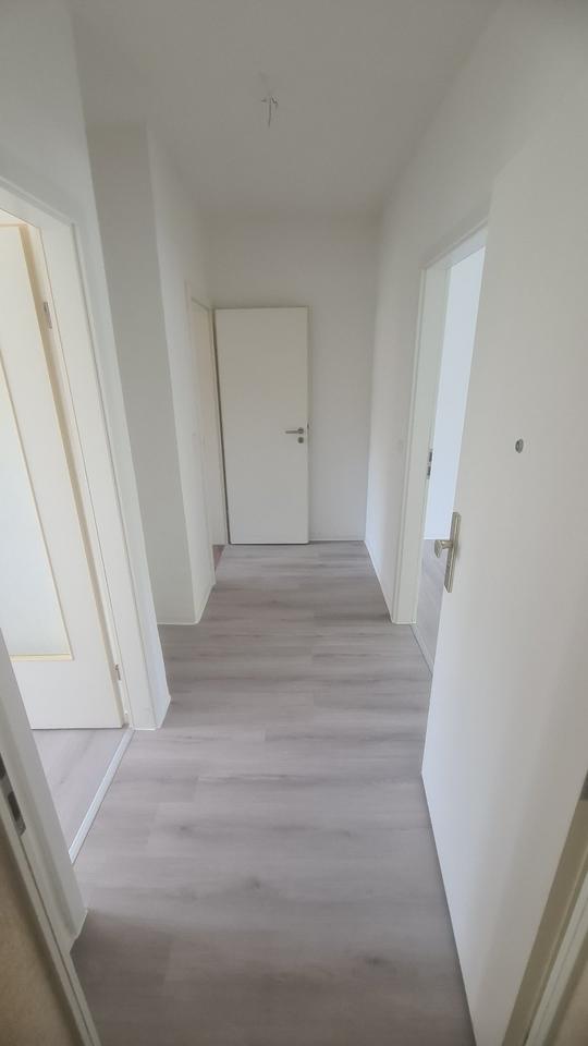 Thumbnail-# Schöne 2 - Raum Wohnung Hochparterre - frisch saniert #