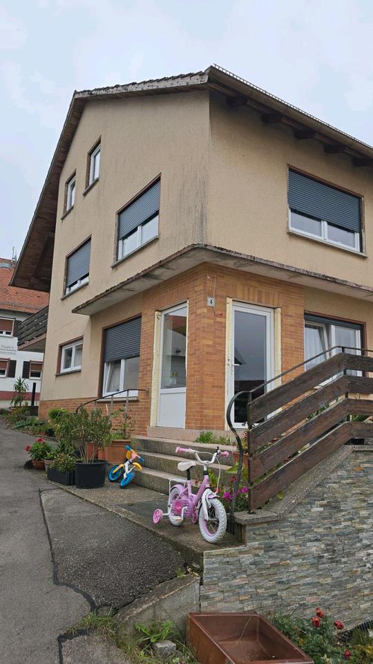 Thumbnail-Renovierte Mehrfamilienhaus