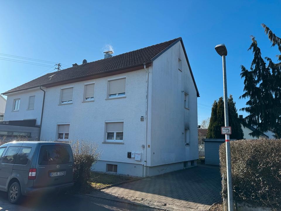 Thumbnail-Doppelhaushälfte mit zwei separaten Wohneinheiten