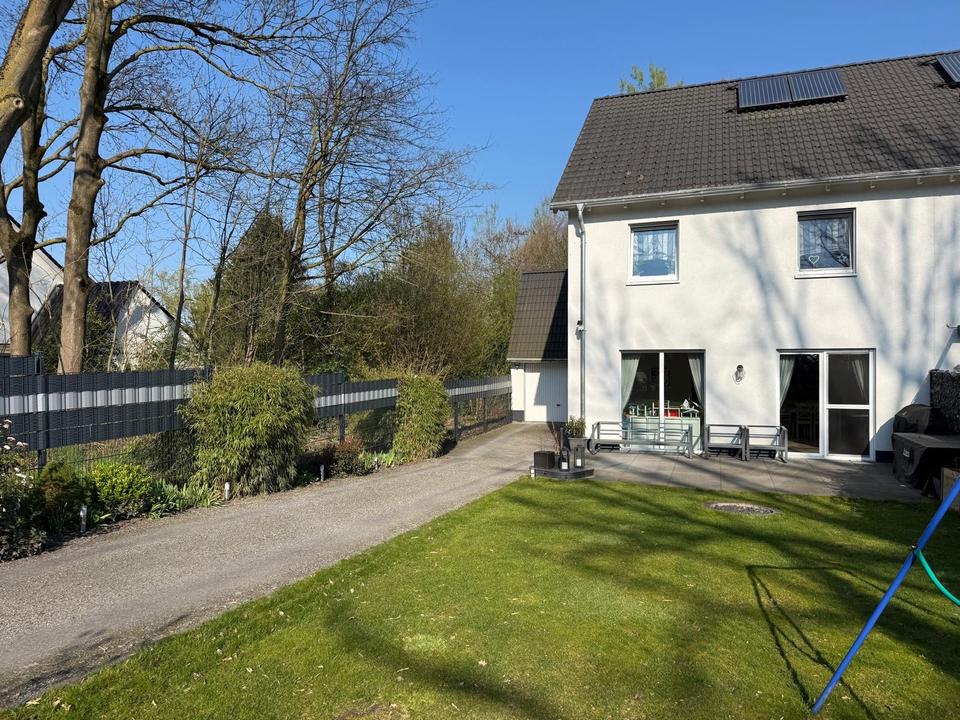 Thumbnail-Moderne DHH in ruhiger Traumlage - ideal für Familien