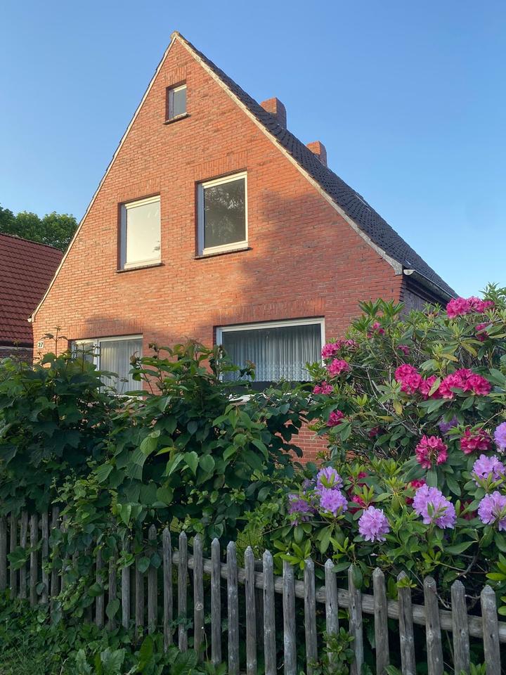 Thumbnail-Einfamilienhaus in zentrumsnaher Lage von Norden mit Baureserve