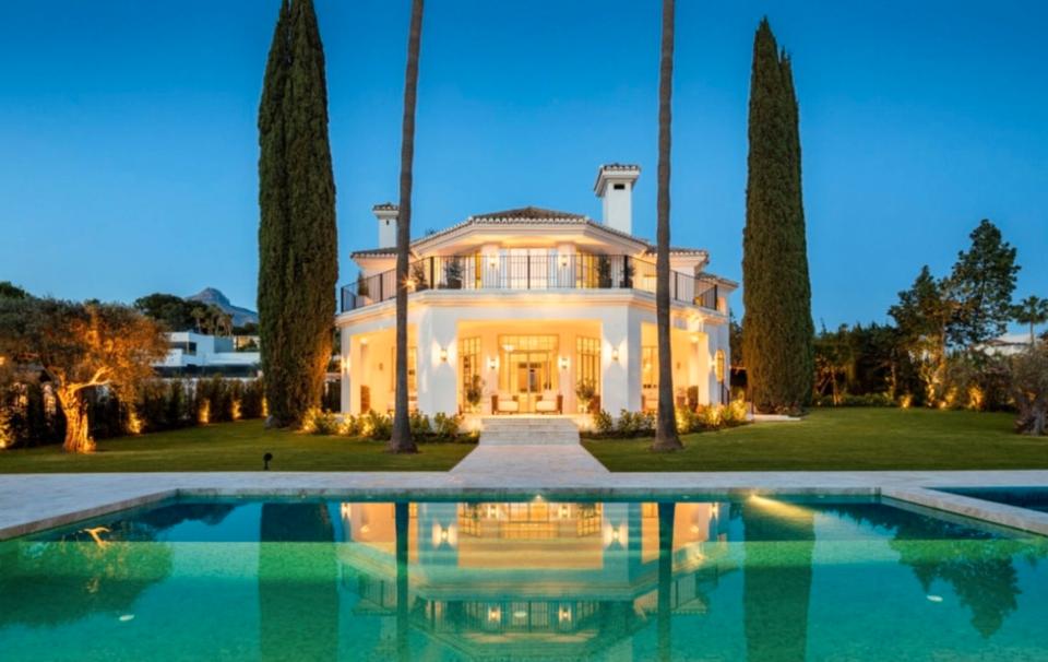 Thumbnail-Villa in Marbella